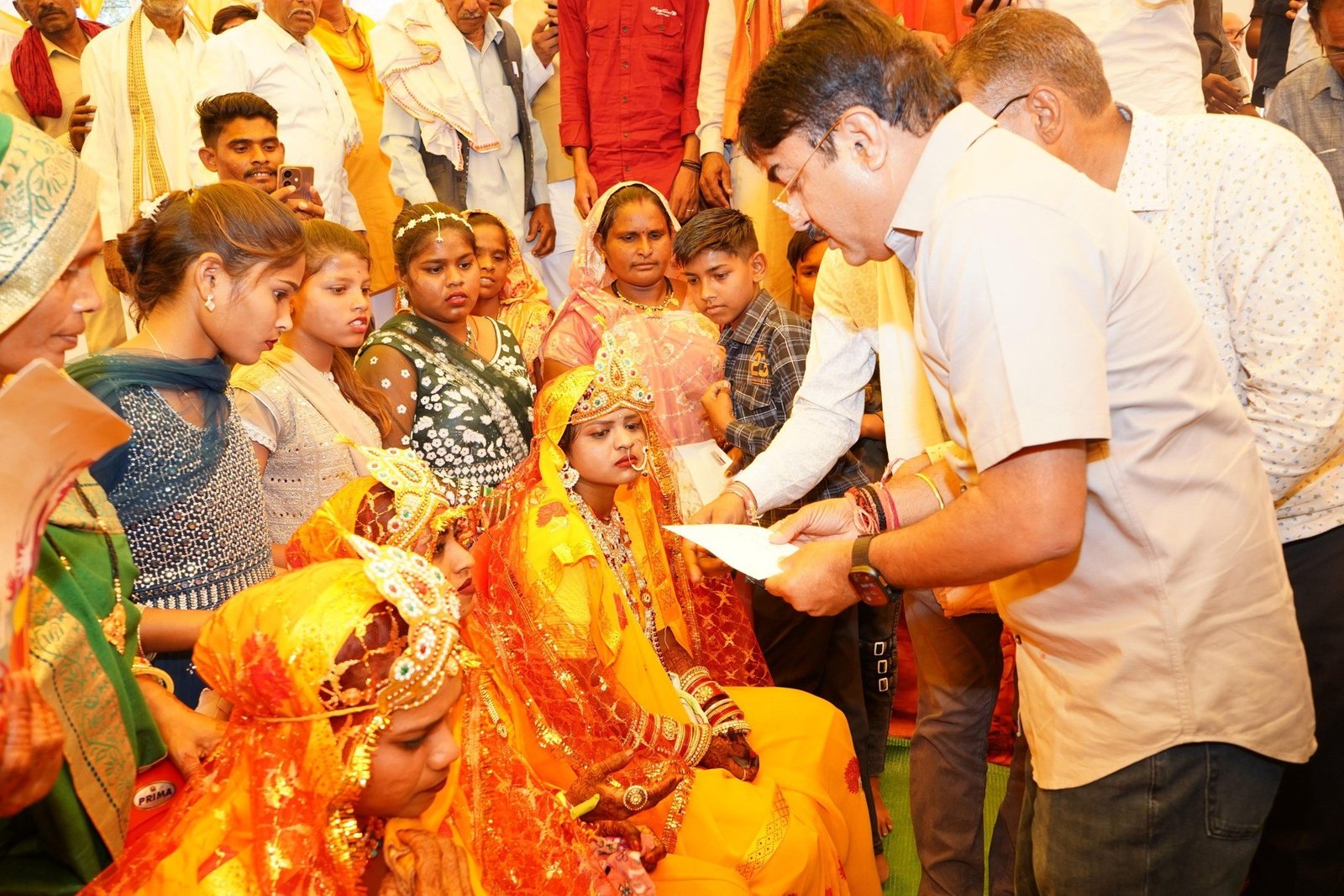 अक्षय तृतीया पर ग्राम भारकच्छ कलाँ में “कहार मांझी सामूहिक आदर्श विवाह सम्मेलन समिति” द्वारा आयोजित 11वें आदर्श सामूहिक विवाह सम्मेलन मेंराज्य मंत्री नरेन्द्र शिवाजी पटेल सम्मिलित हुए