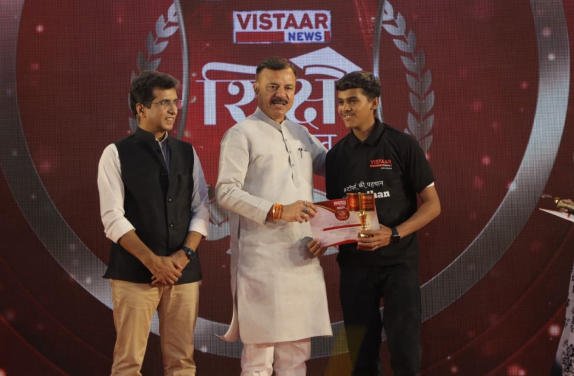 बरेली डेफ्फोडिल्स पब्लिक स्कूल के कृष धाकड़ ने बढ़ाया विद्यालय और क्षेत्र का मान, भोपाल में हुए सम्मानित…