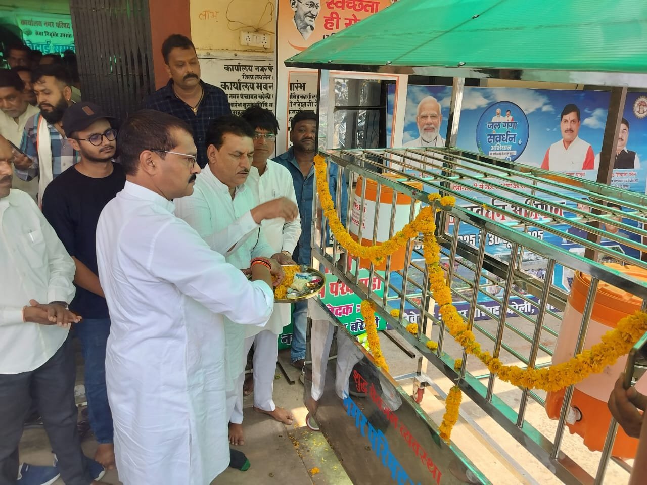 नगर परिषद अध्यक्ष की पहल पर नगर के दिग्विजय परिसर पर आरओ जल की सुविधा हुई प्रारंभ
