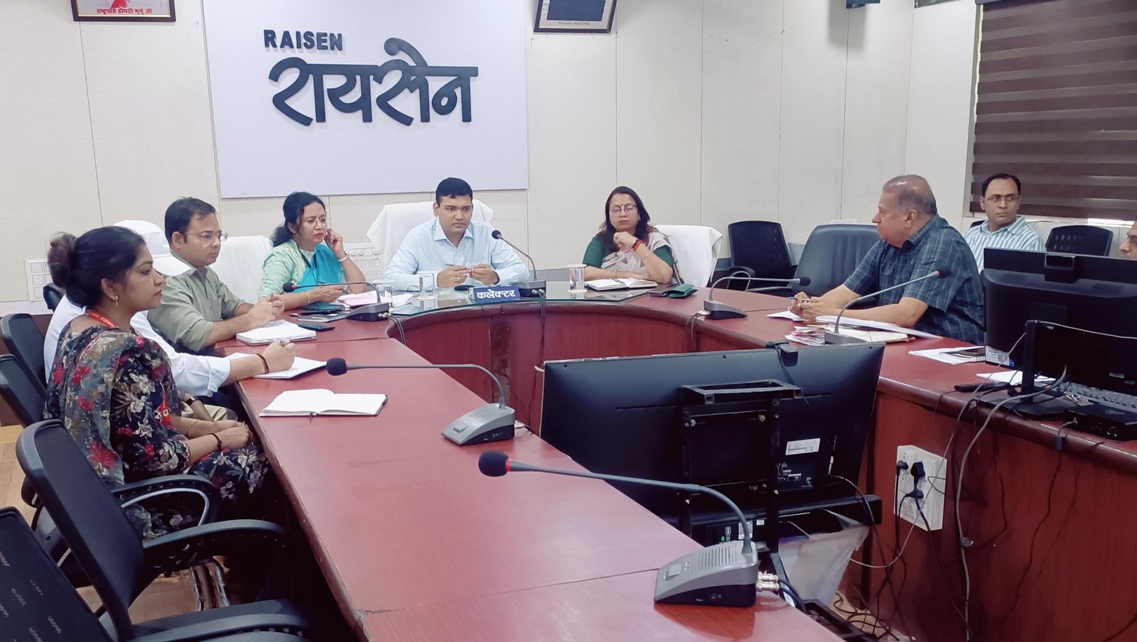 कलेक्टर विश्वकर्मा ने अधिकारियों को दिए मूंग उपार्जन केन्द्रों का निरीक्षण करने के निर्देश स्कूलों का भी सतत् निरीक्षण कर शैक्षणिक कार्य और मध्यान्ह भोजन की गुणवत्ता जांचने के निर्देश…