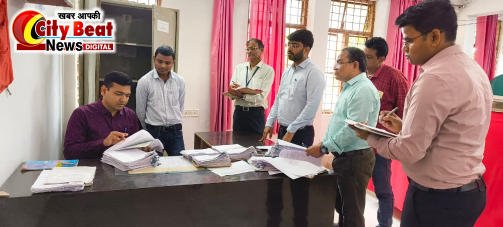 कलेक्टर ने किया सिलवानी तहसील कार्यालय का आकस्मिक निरीक्षण,कहा — राजस्व प्रकरणों को समय सीमा में निराकृत करें