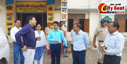 कलेक्टर विश्वकर्मा ने गैरतगंज क्षेत्र में स्कूल, स्वास्थ्य केन्द्र, राशन दुकान, उर्वरक भण्डार केन्द्र आदि का किया निरीक्षण गैरतगंज में एसडीएम और तहसील कार्यालय का निरीक्षण कर राजस्व कार्यो की ली जानकारी अधिकारियों को व्यवस्थाएं सुचारू रखने के दिए निर्देश