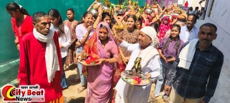 भौड़िया में शिव पुराण कथा के शुभारंभ पर निकली भव्य कलश यात्रा