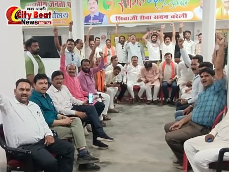 भाजपा की प्रचंड जीत पर बरेली में मनाया जश्न