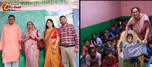 ढोल बाजे के साथ शिक्षिका श्रीमति मालवीय को सेवा निवृत्ति पर दी विदाई