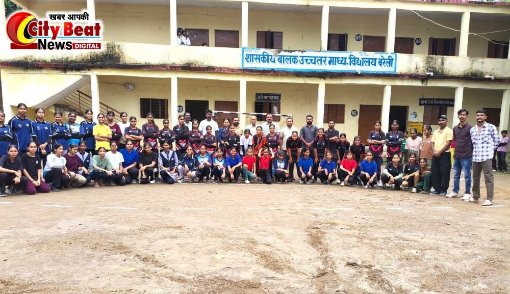 जिला स्तरीय हैंडबॉल प्रतियोगिता में बरेली का शानदार प्रदर्शन